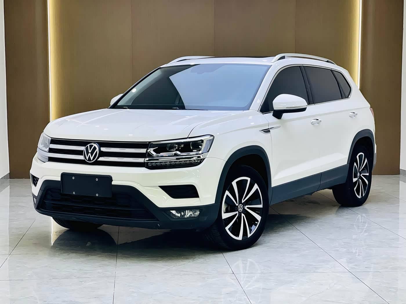 Volkswagen Tharu