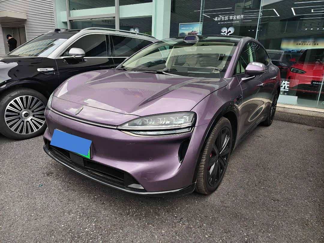 Zhijie Luxeed R7