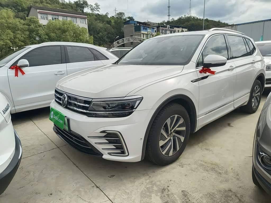 Volkswagen Tiguan L PHEV