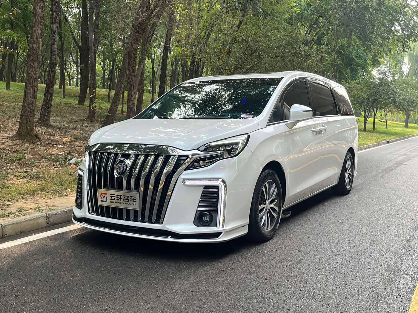 Buick GL8