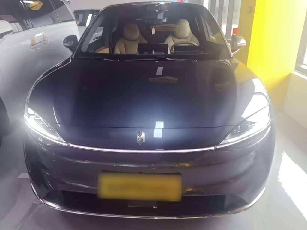 Zhijie Luxeed R7