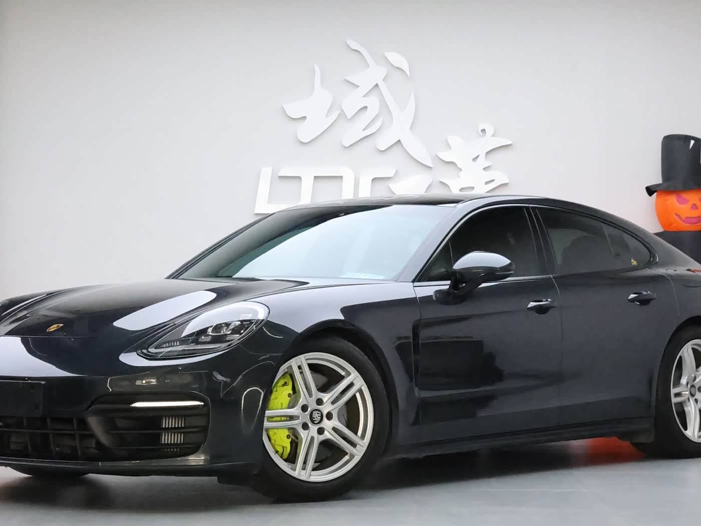 Porsche Panamera New Energy