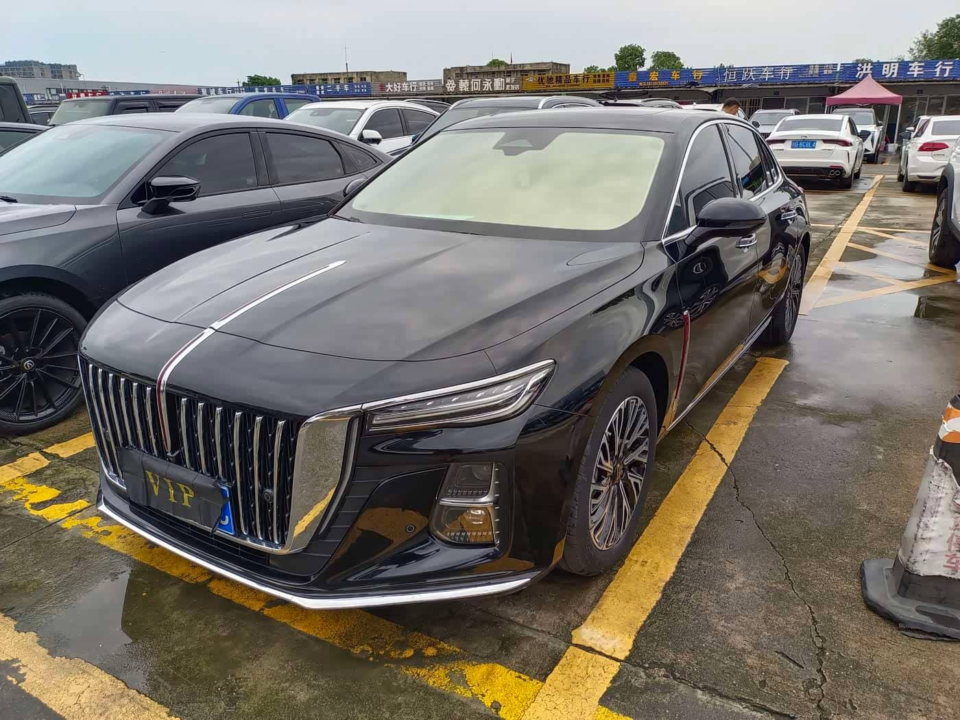 Hongqi H5