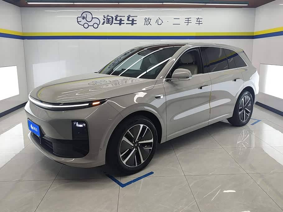 Li Auto L6