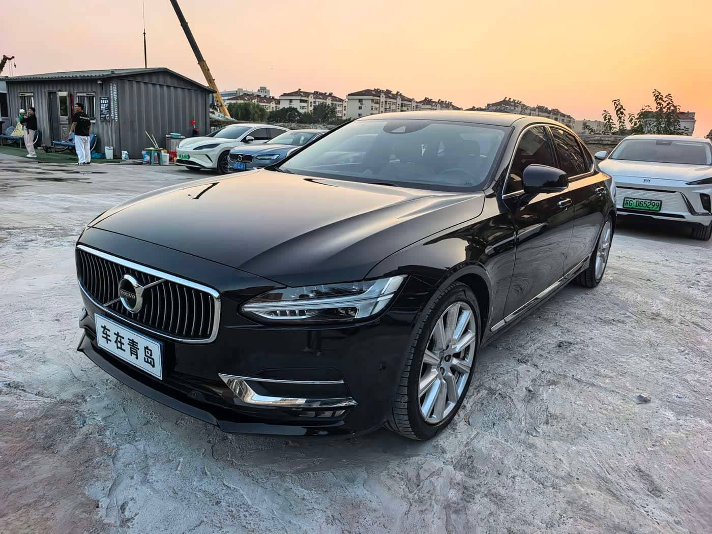 Volvo S90