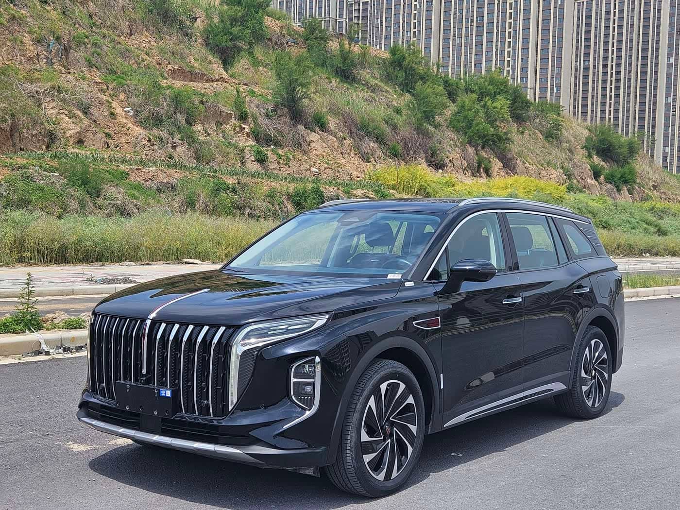 Hongqi HS7 PHEV