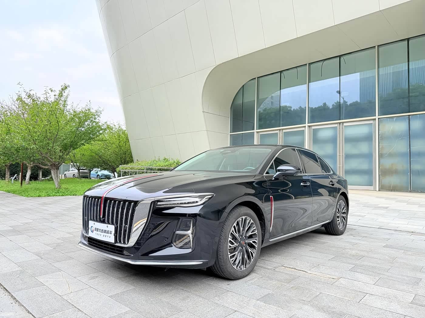 Hongqi H5