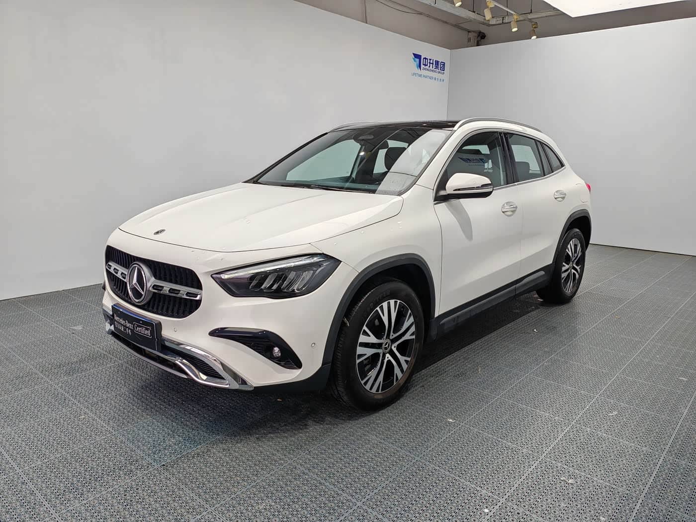 Mercedes-Benz GLA