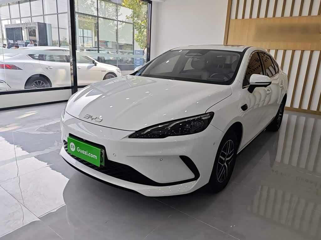 BYD Hai Bao 05 DM-i
