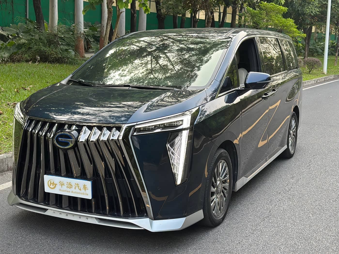 GAC Trumpchi Trumpchi M8