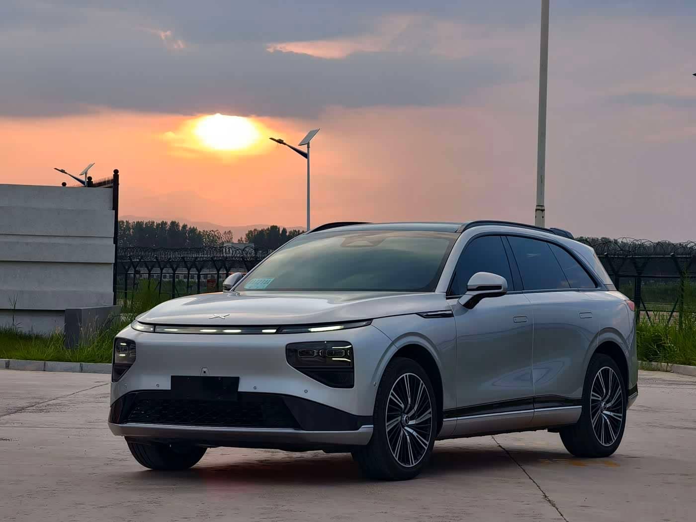 XPeng G9