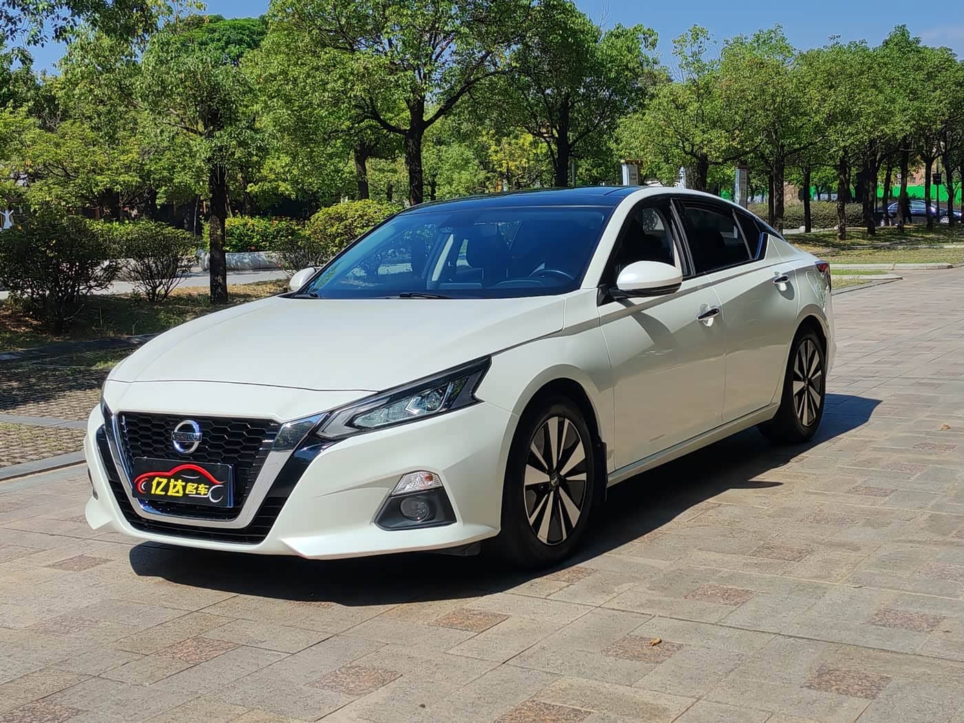 Nissan Teana