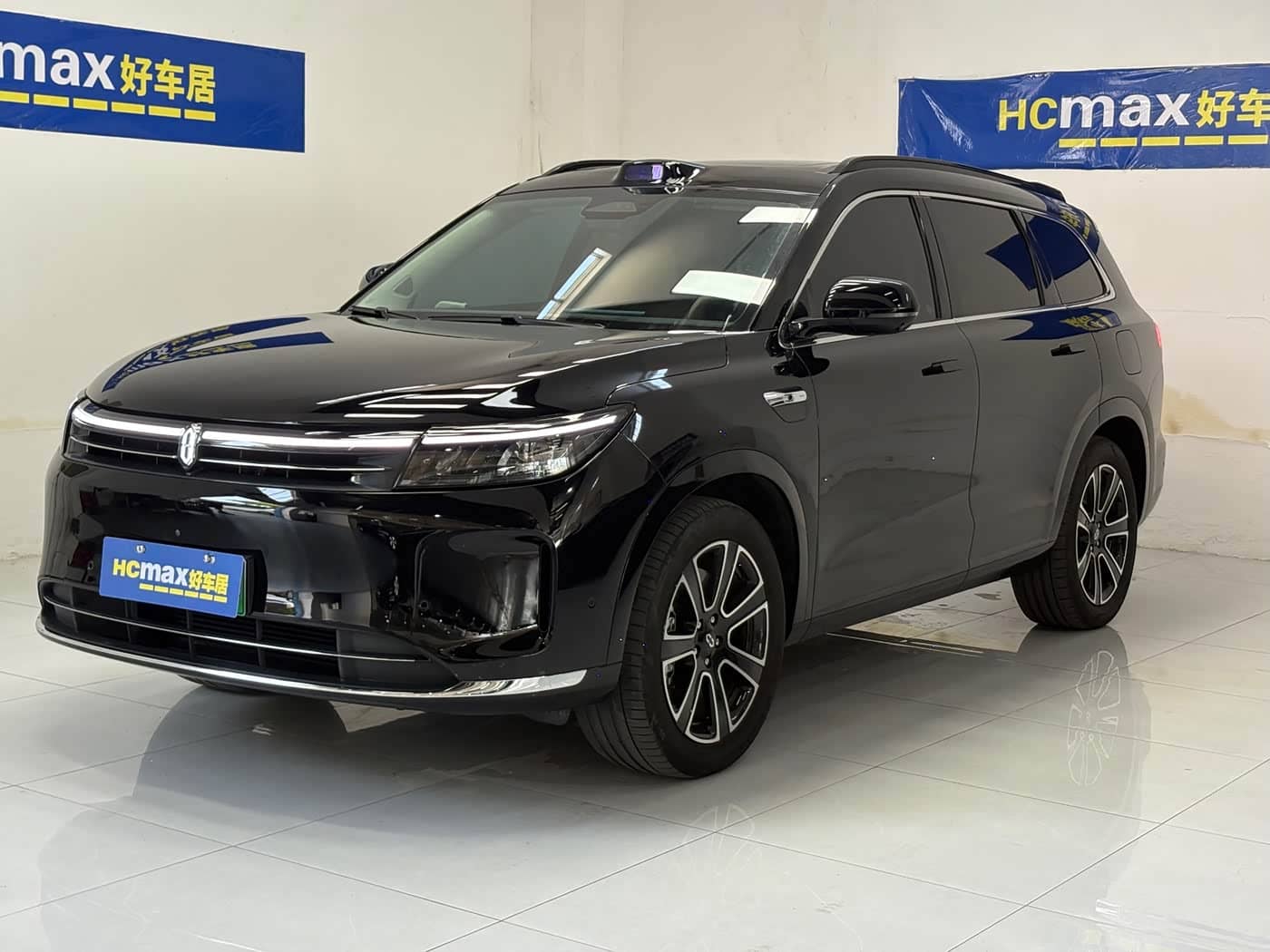 AITO Wenjie AITO M7
