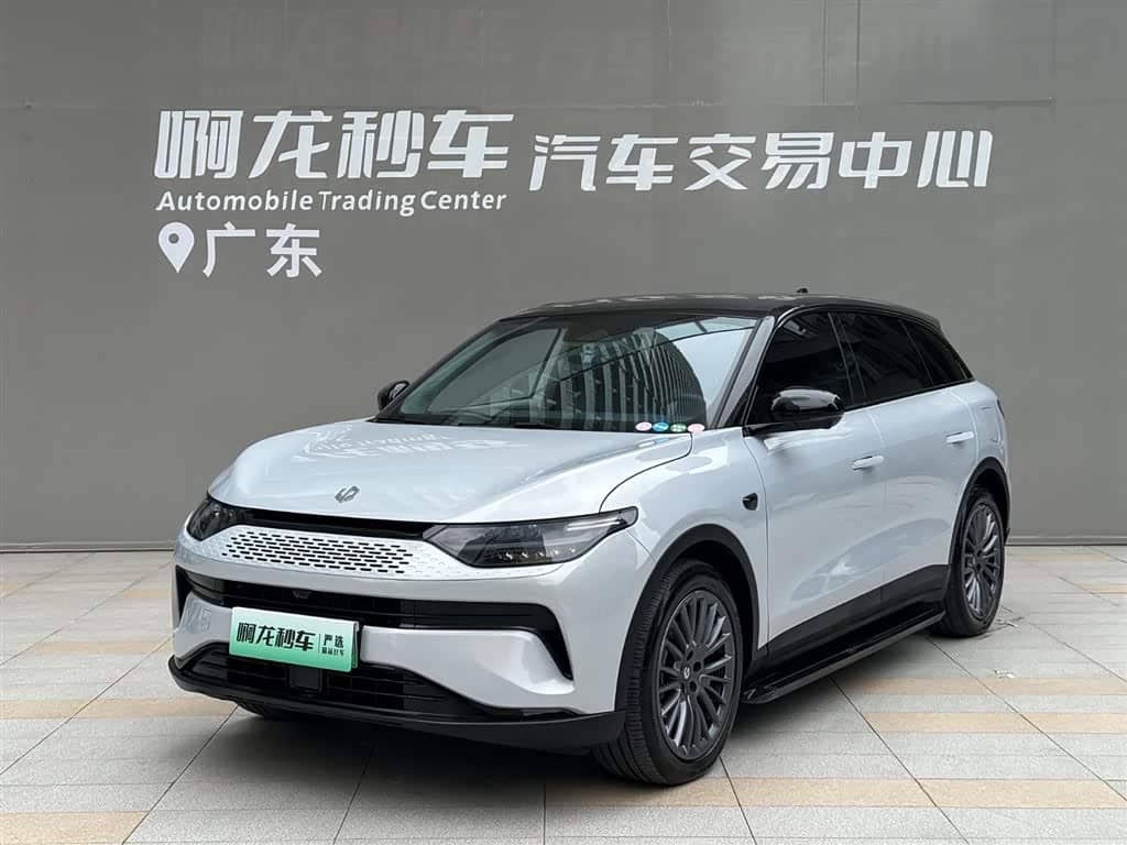 Leapmotor C11