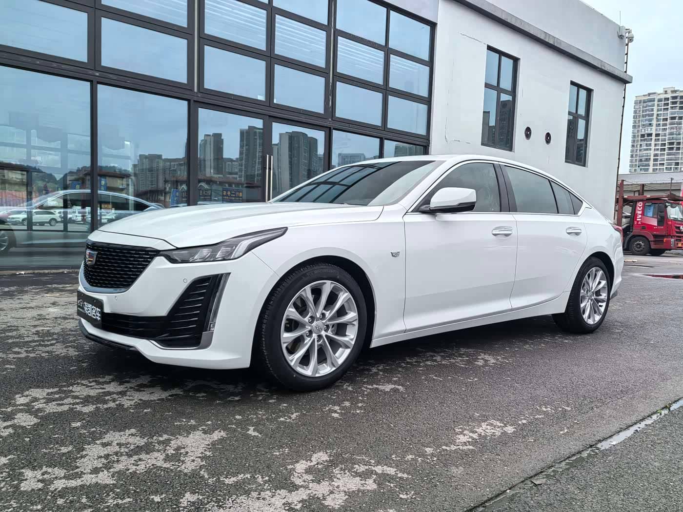 Cadillac CT5