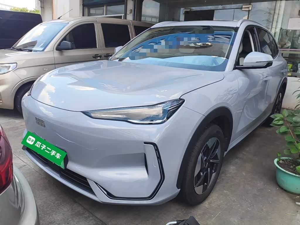 Geely Galaxy Galaxy E5