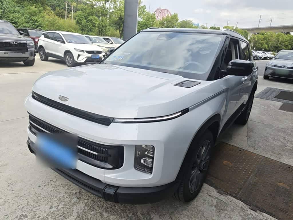 Geely ICON