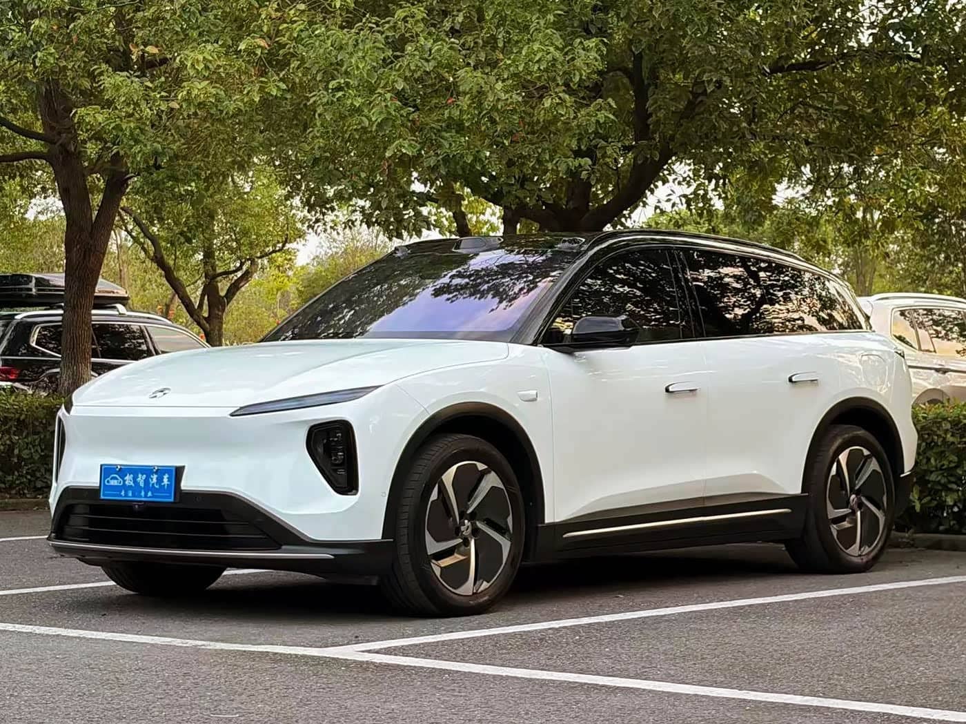 NIO ES6