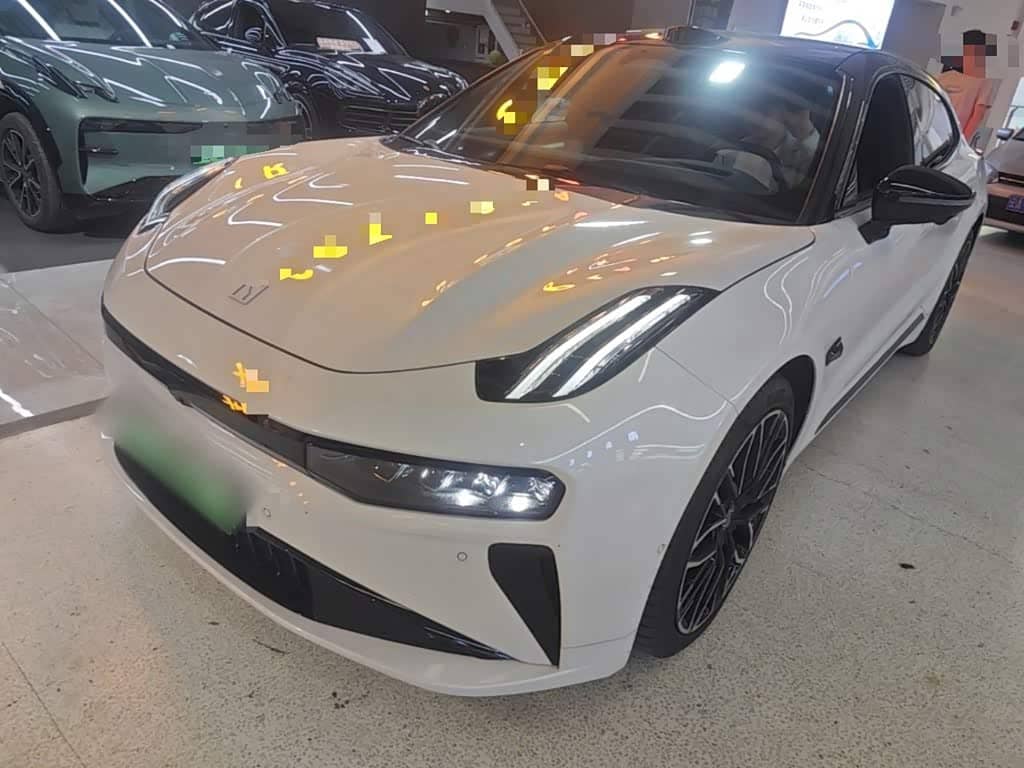 ZEEKR 001