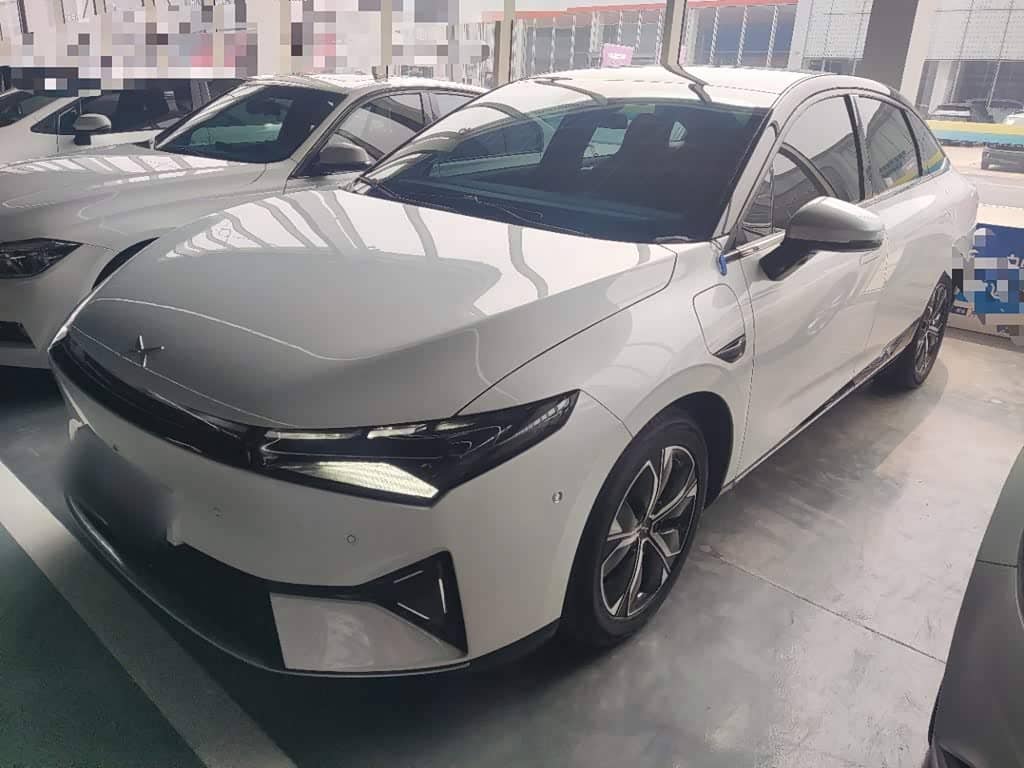 XPeng P5