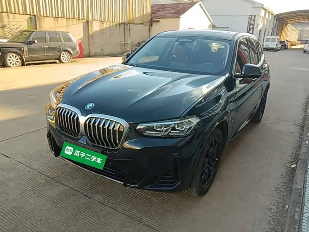 BMW iX3