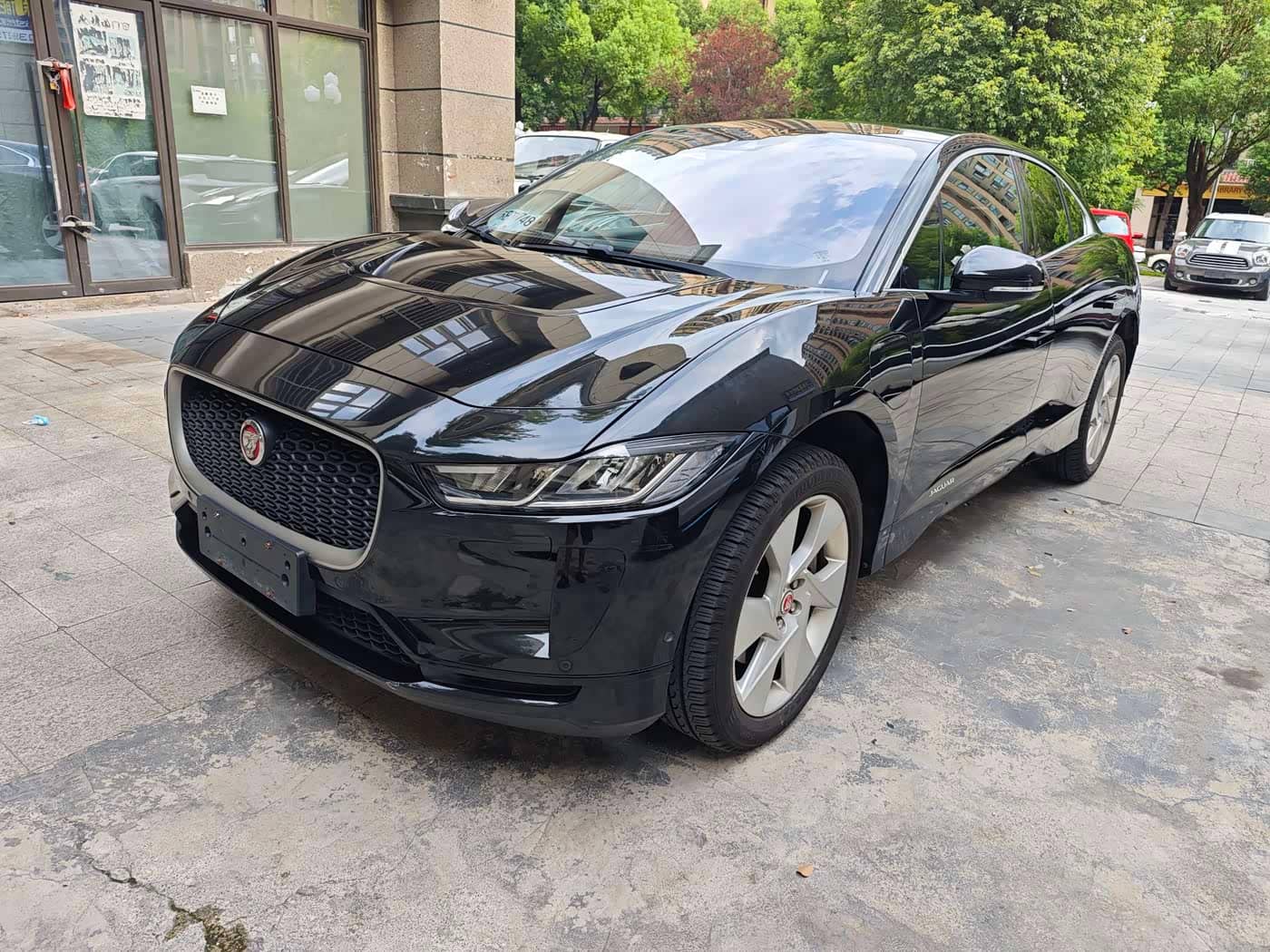 Jaguar I-PACE