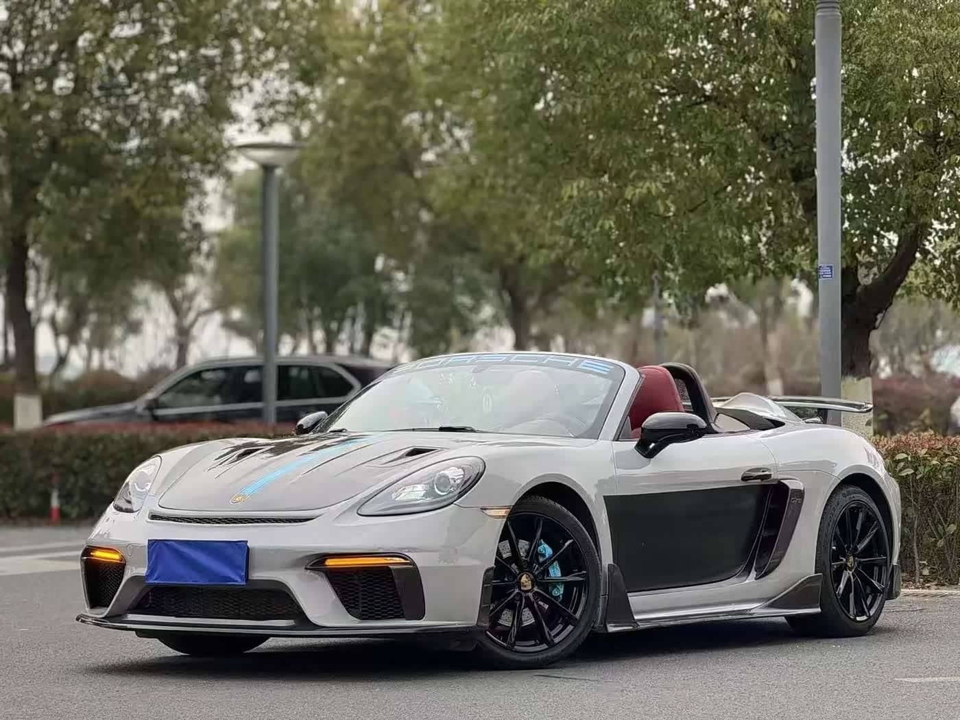 Porsche 718