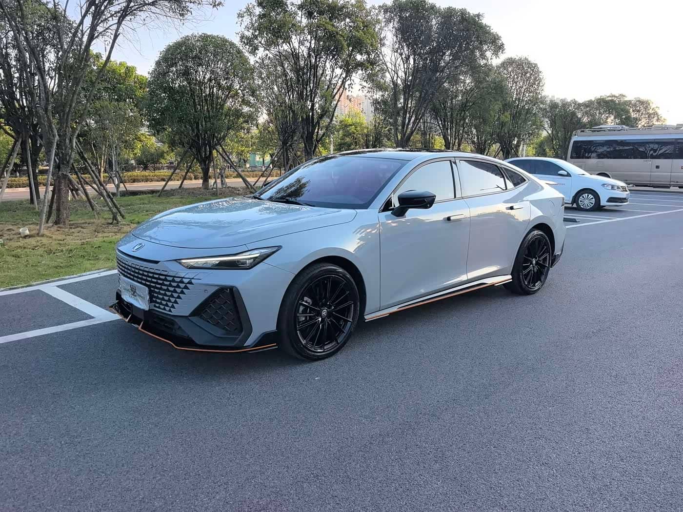Changan UNI-V