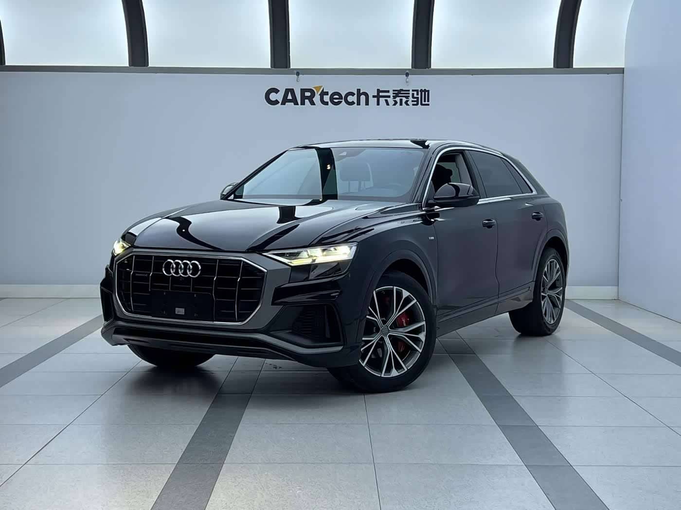 Audi Q8