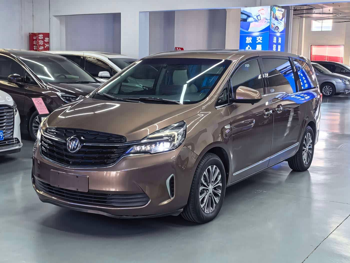 Buick GL8