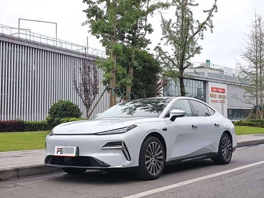 Geely Galaxy Galaxy Xingyao 8