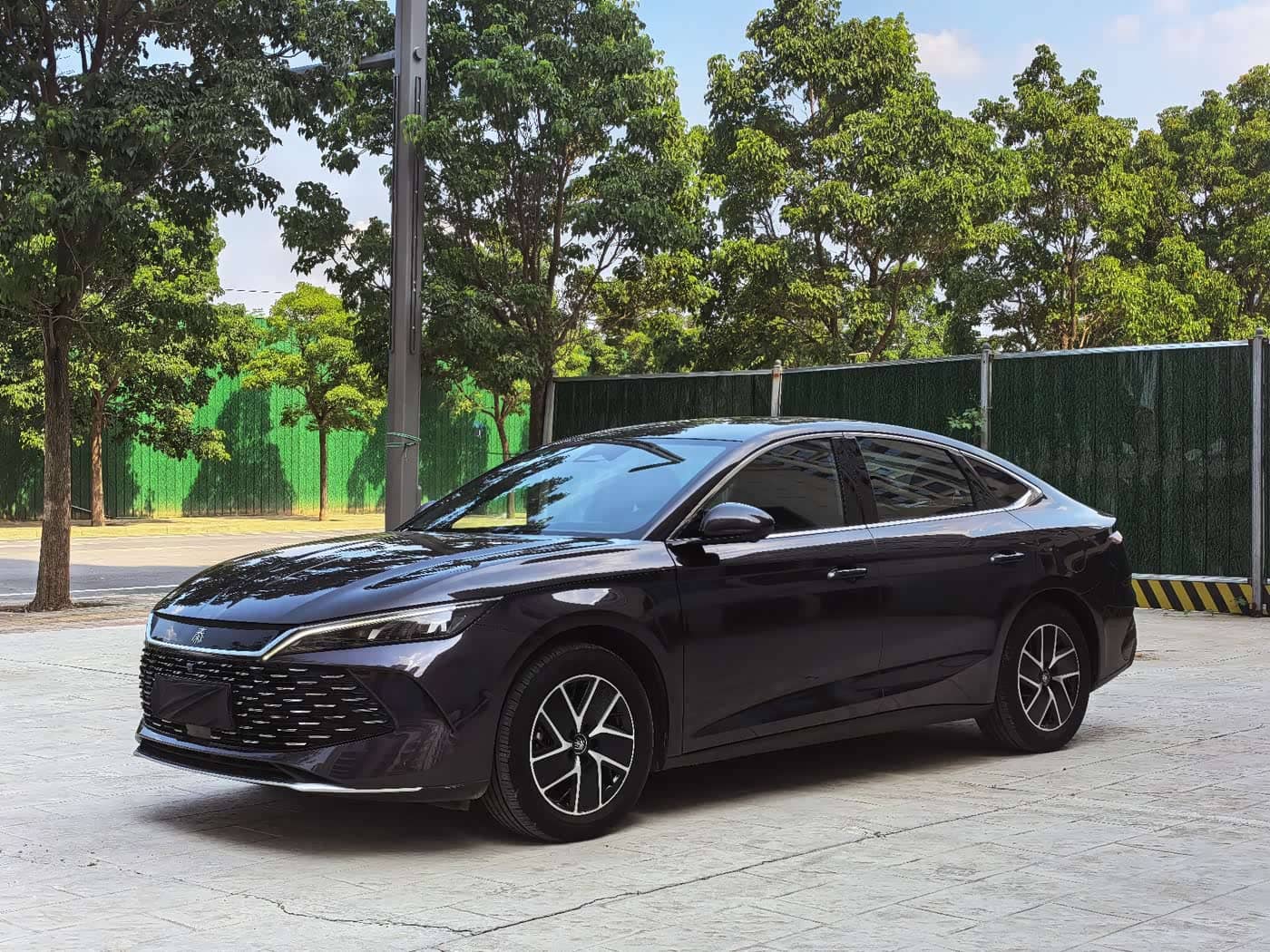 BYD Qin L