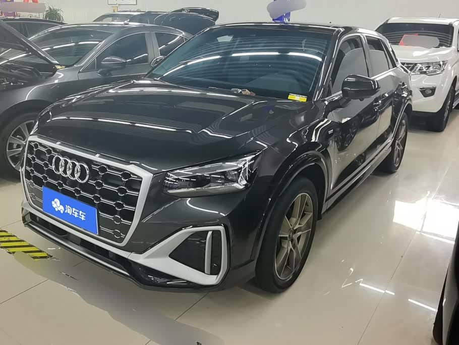 Audi Q2L