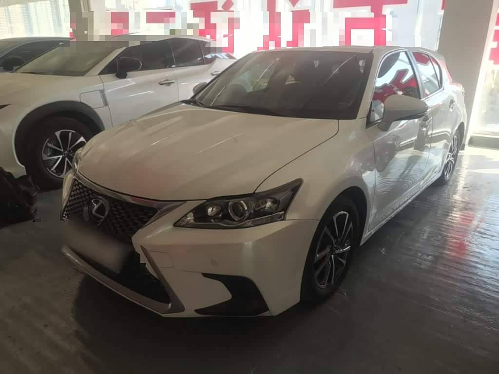 Lexus CT