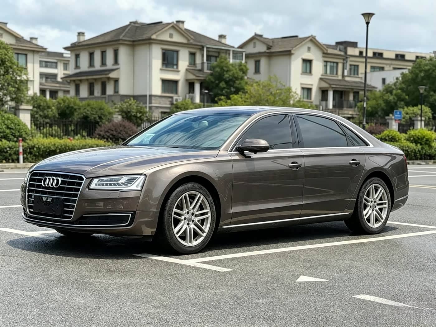 Audi A8