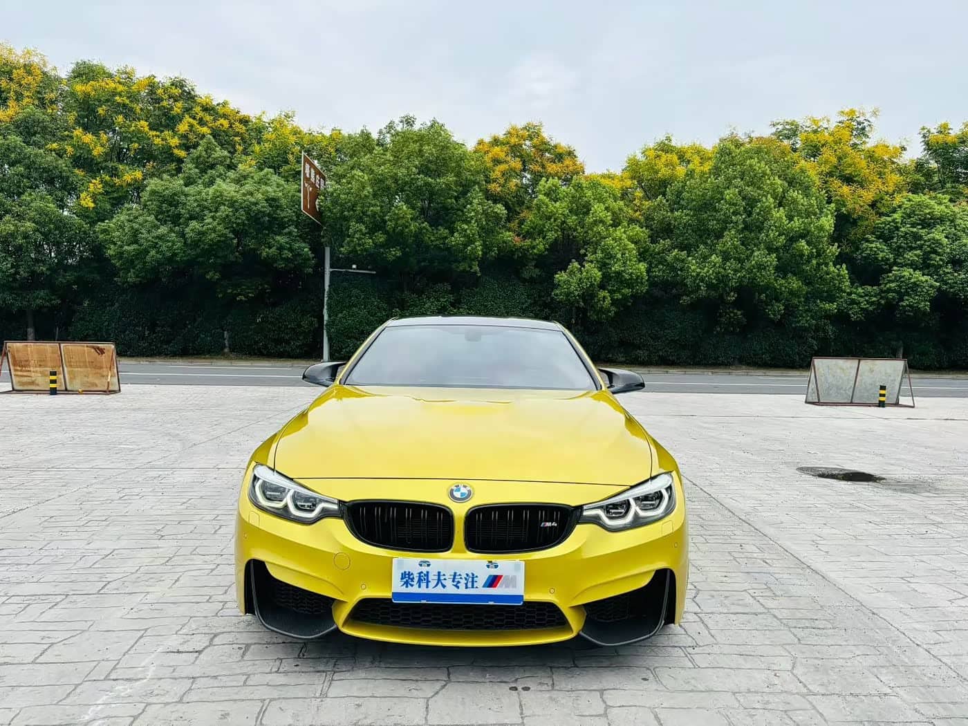 BMW M4