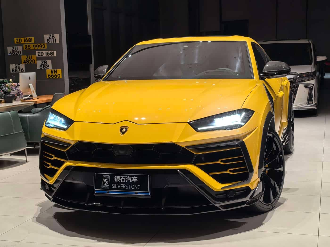 Lamborghini Urus