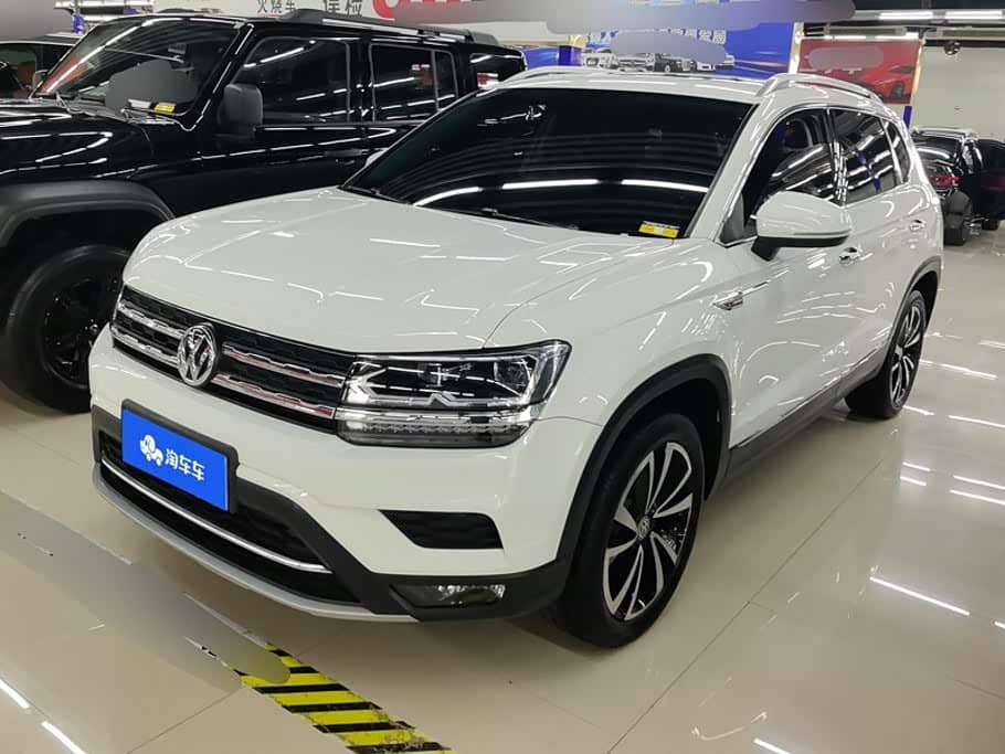 Volkswagen Tharu