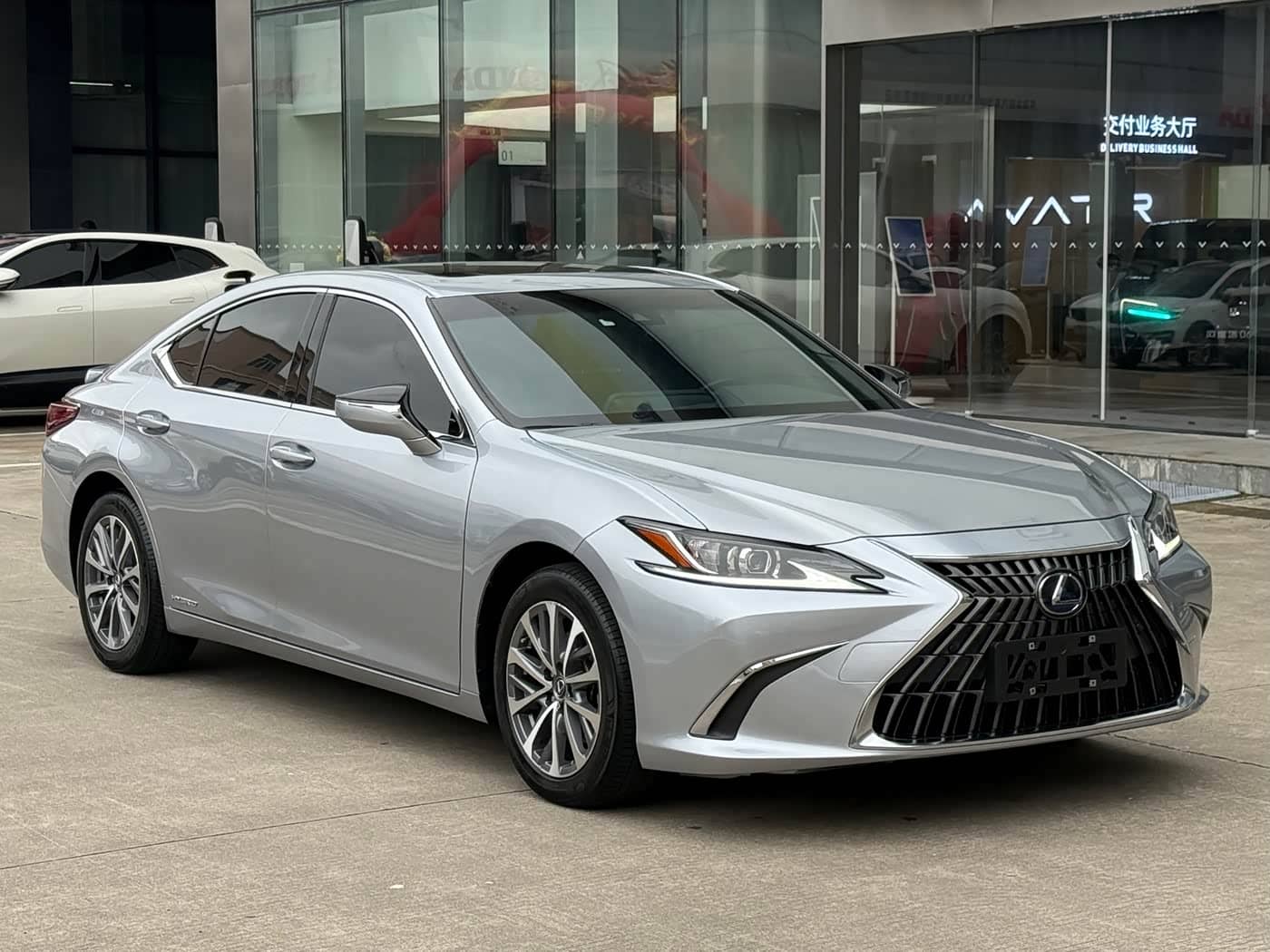 Lexus ES