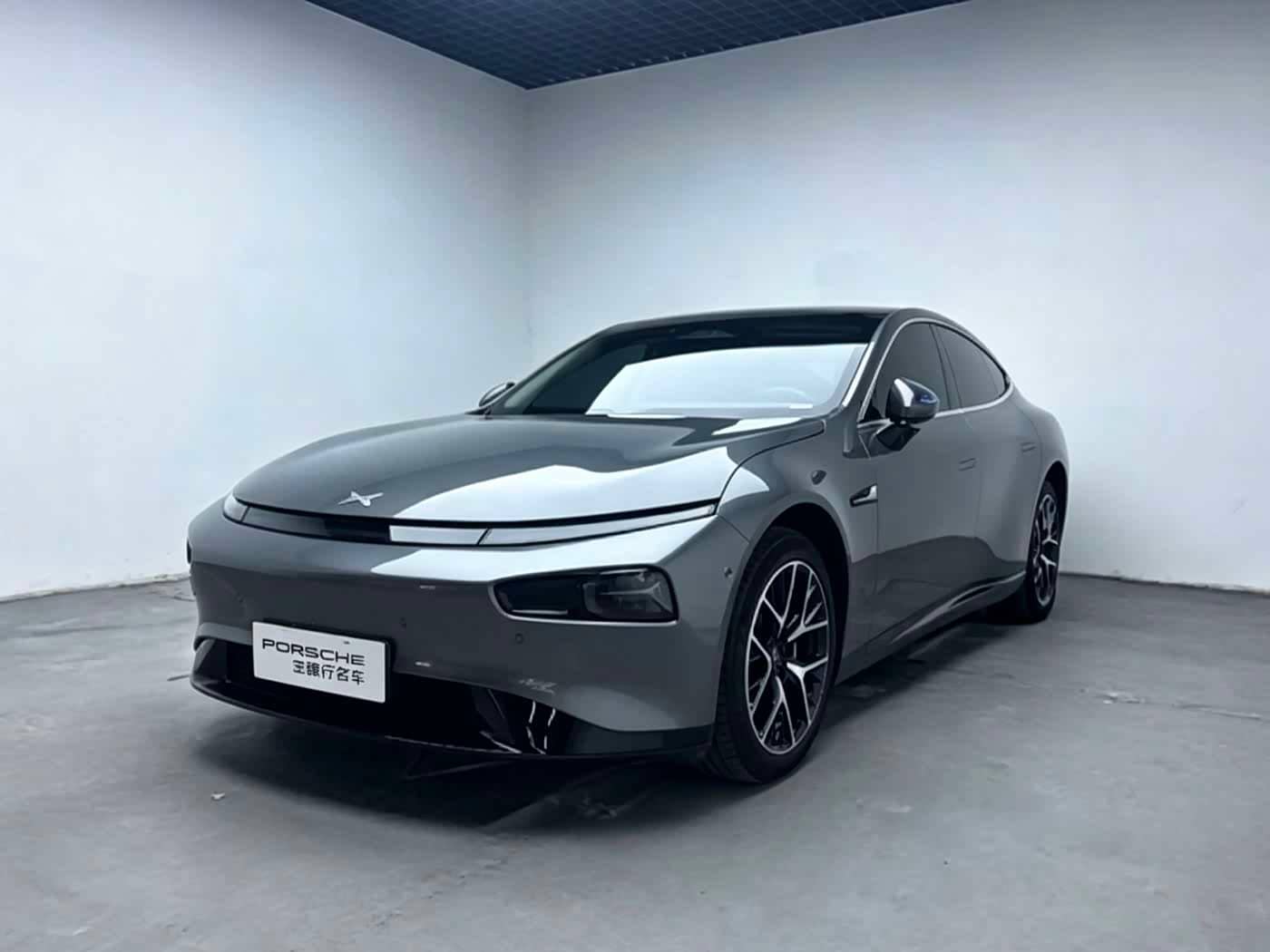 XPeng P7
