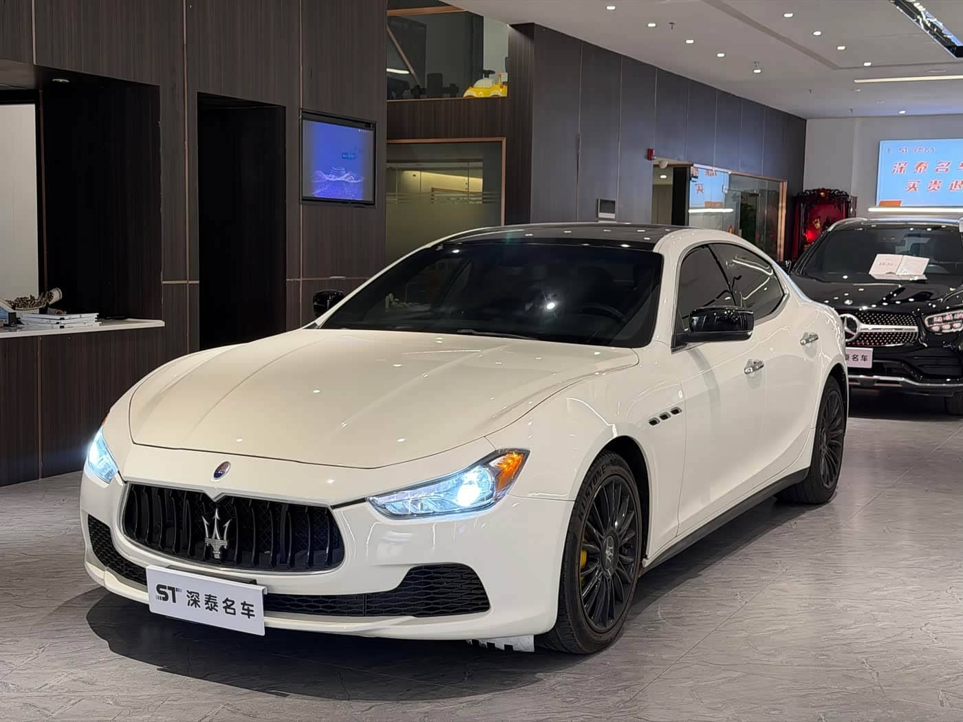 Maserati Ghibli