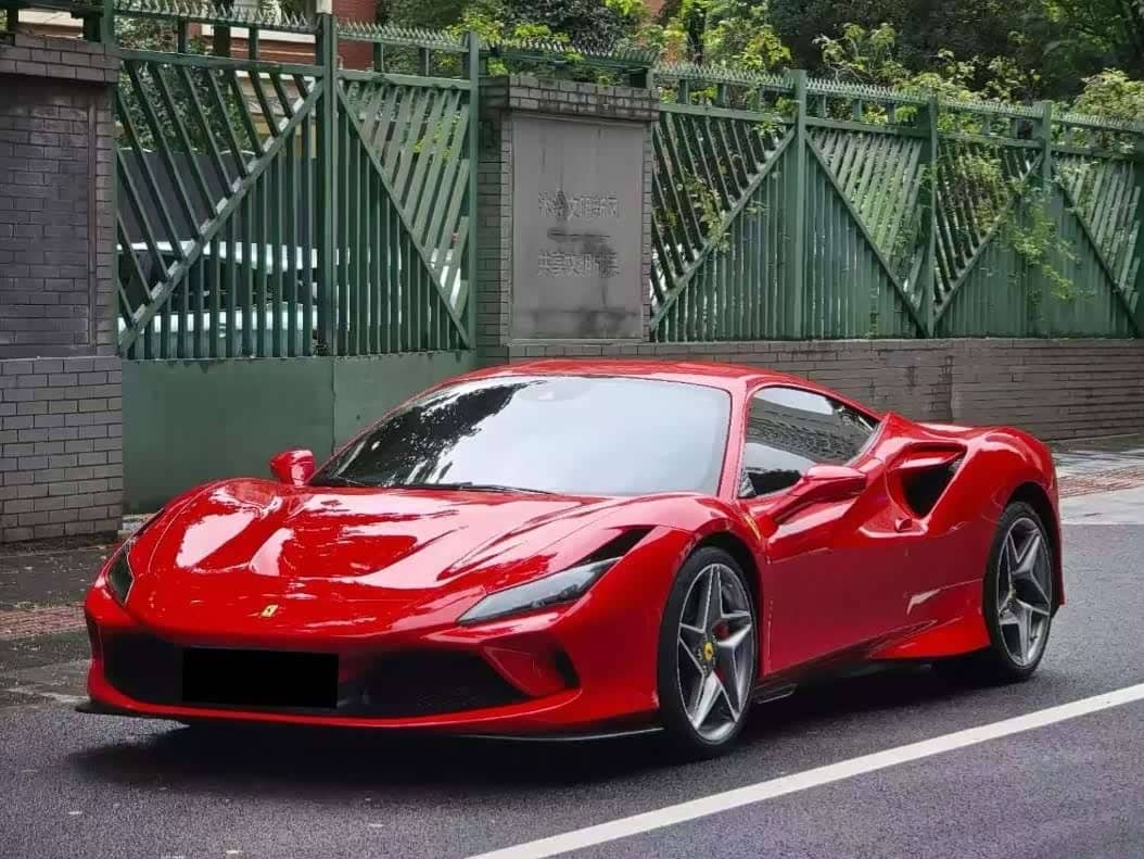 Ferrari F8