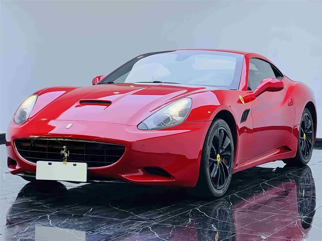 Ferrari California T