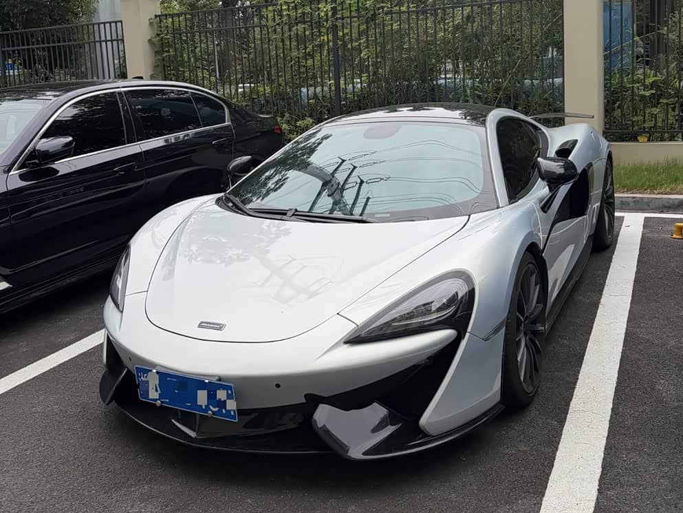 McLaren 570