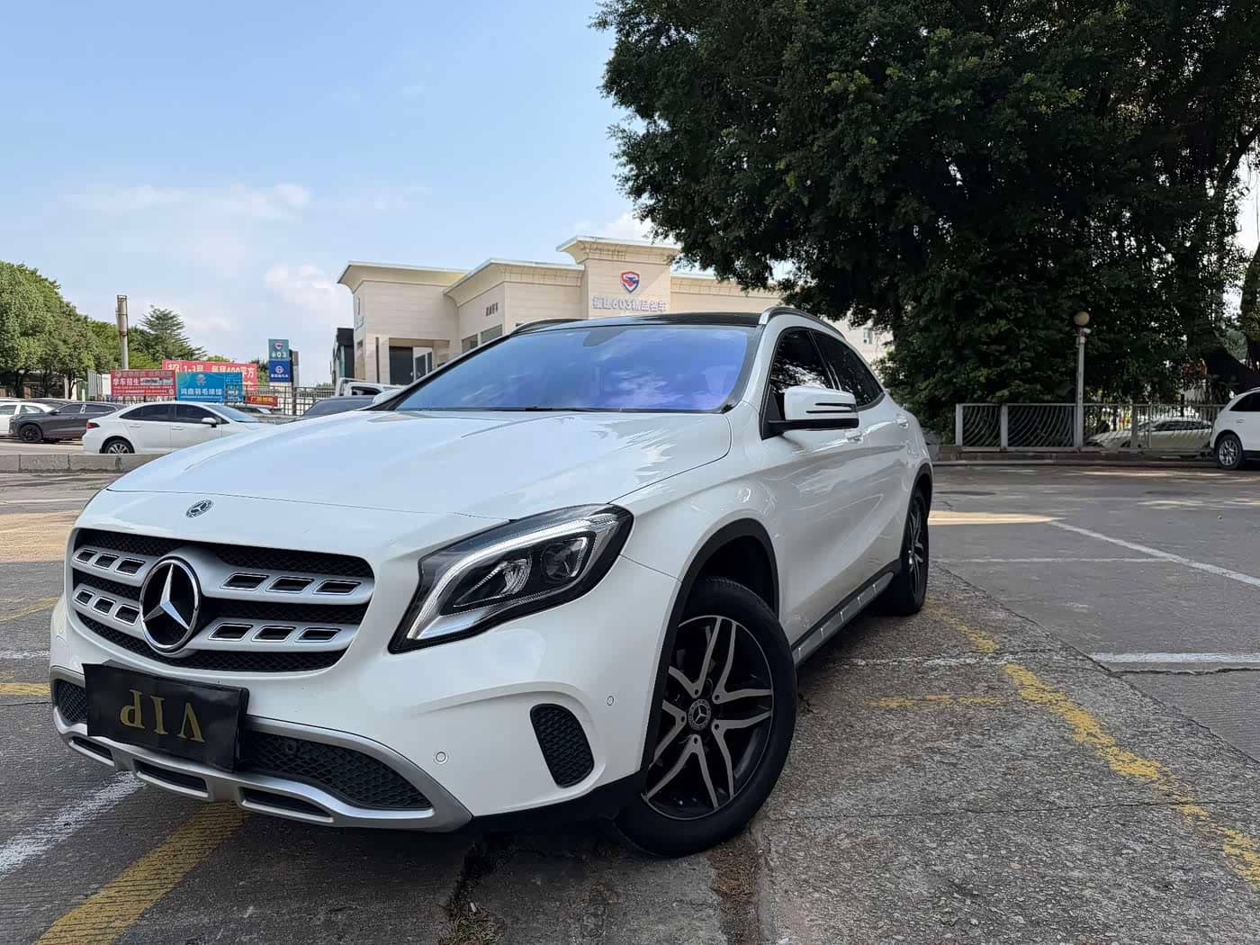 Mercedes-Benz GLA