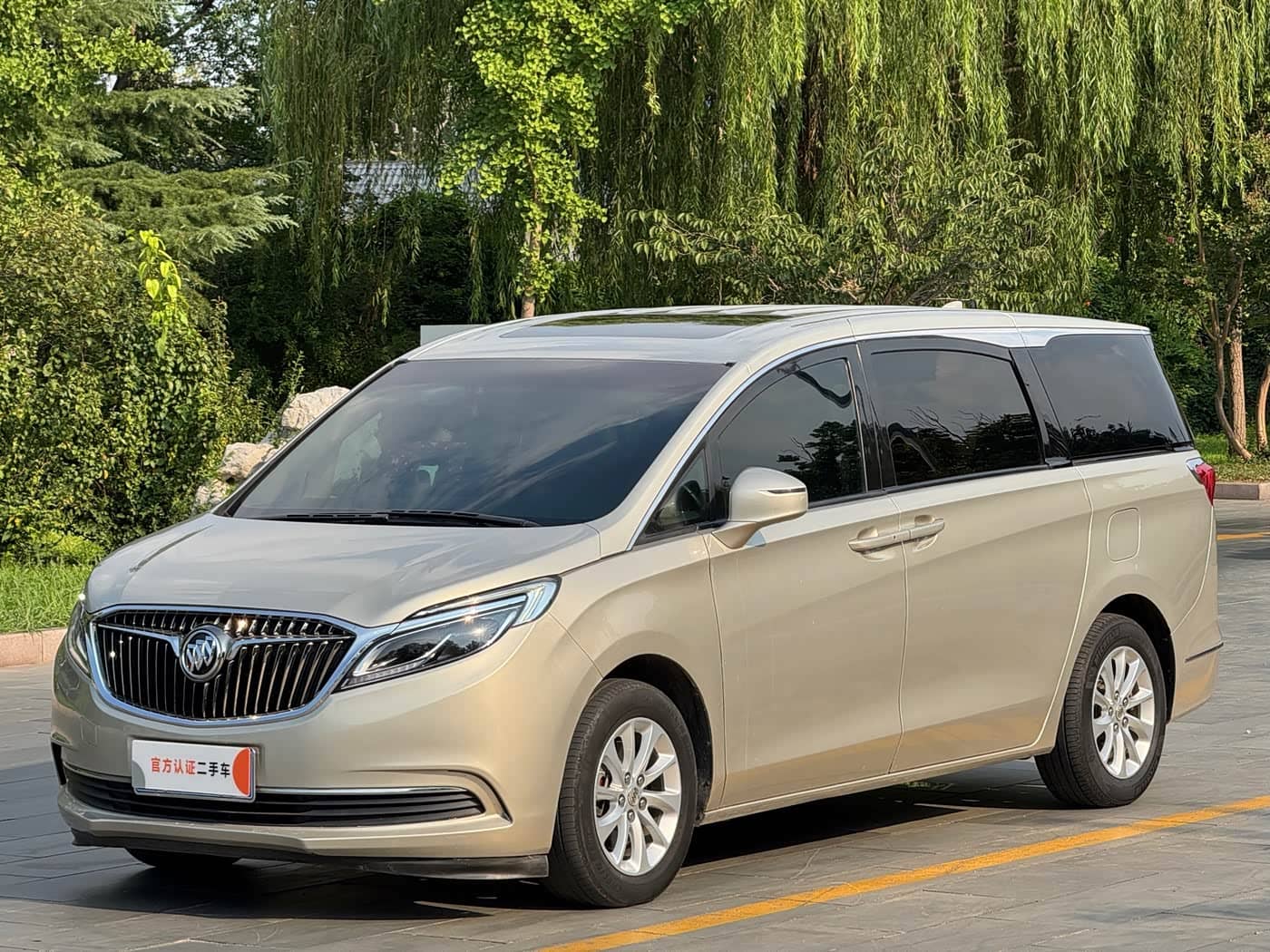 Buick GL8