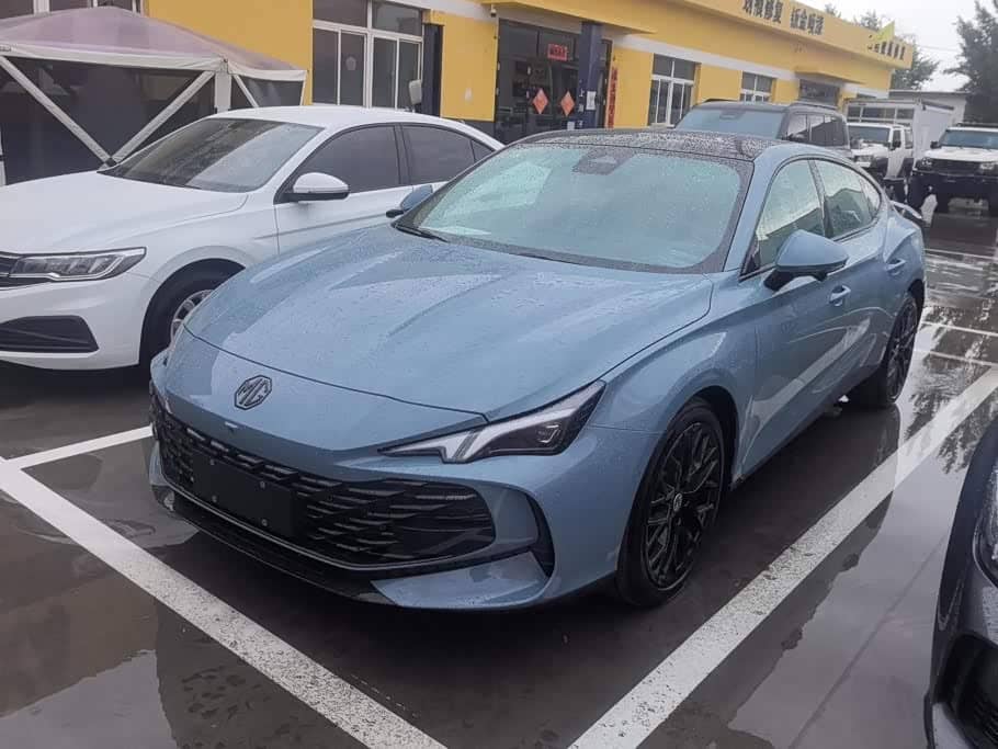 MG MG7