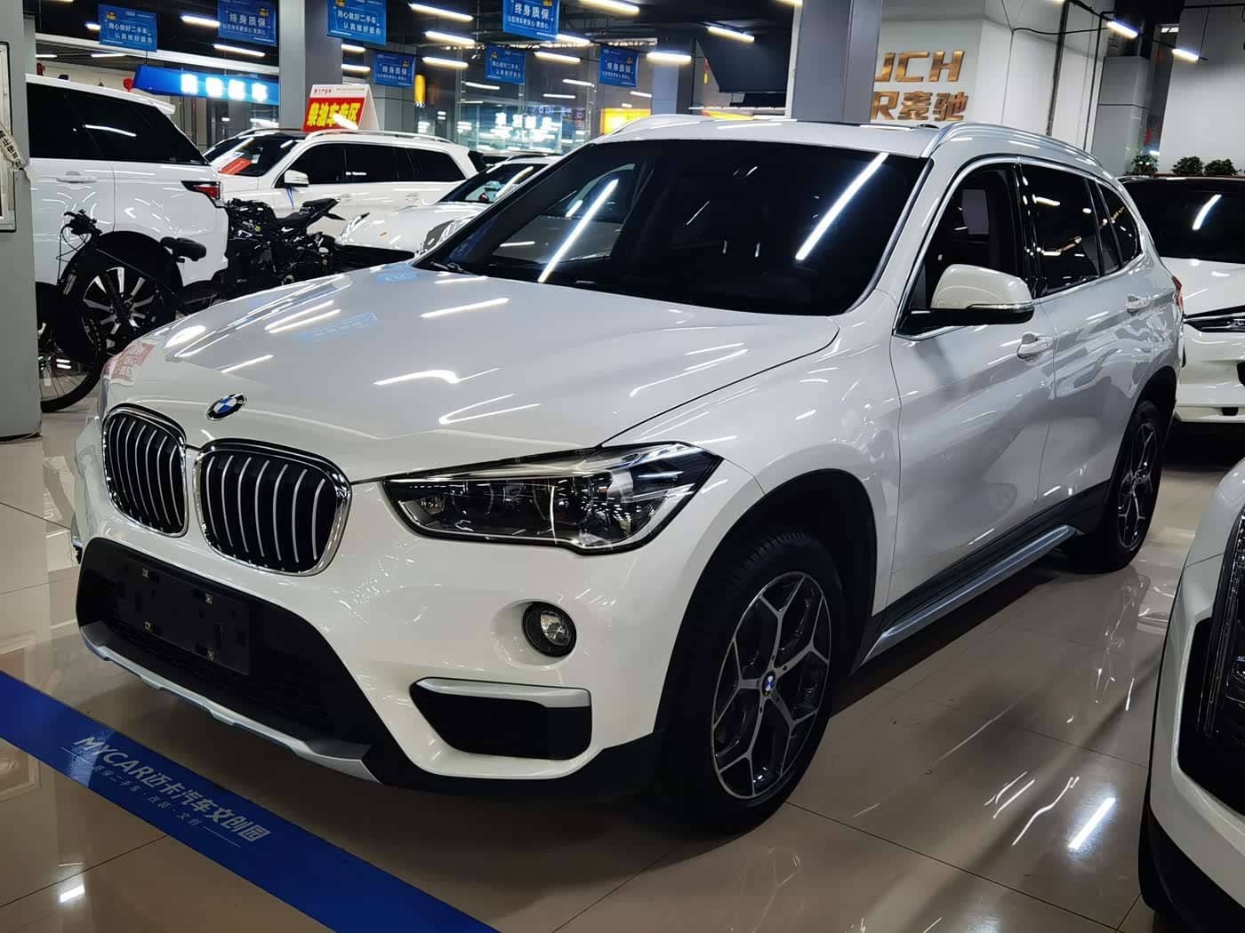 BMW X1
