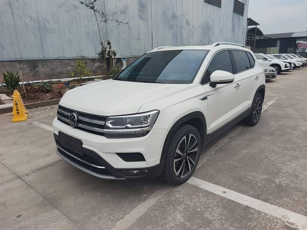 Volkswagen Tharu