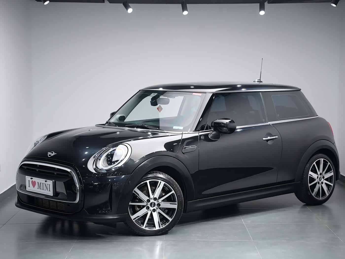 MINI MINI
